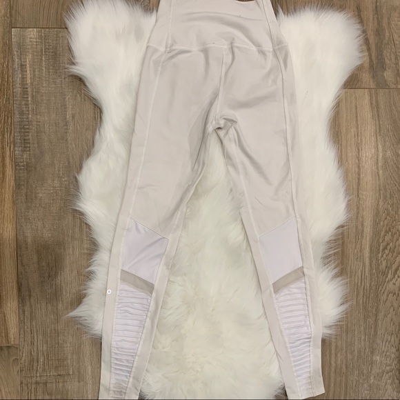 Alo Yoga High Waist Moto Leggings - Picture 5 of 5